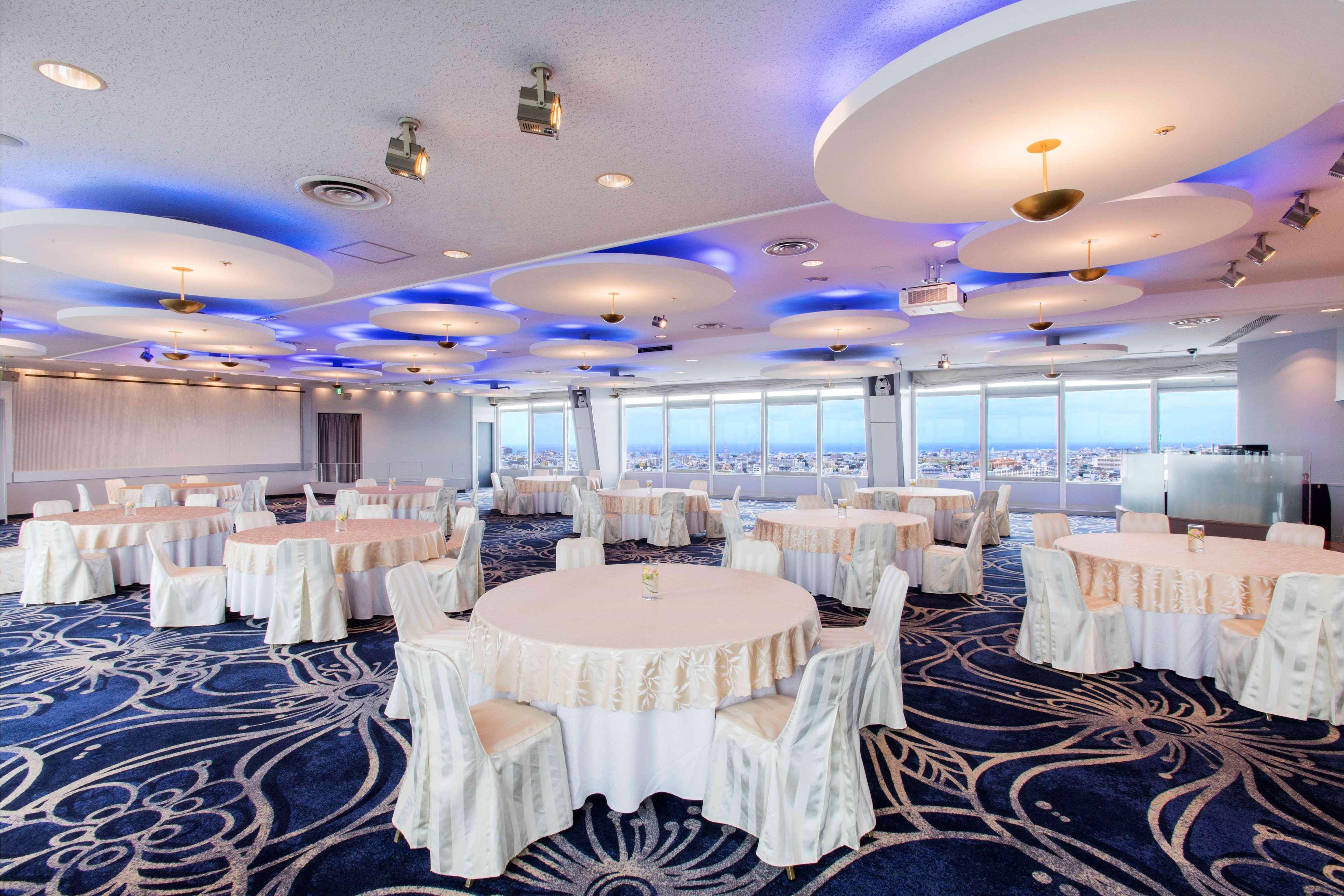 Doubletree By Hilton Naha Shuri Castle Ngoại thất bức ảnh