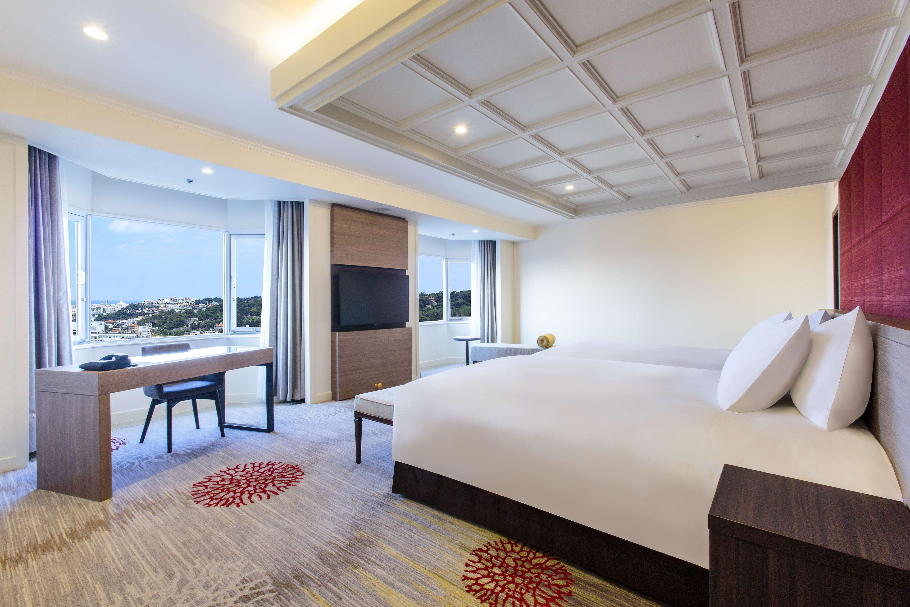 Doubletree By Hilton Naha Shuri Castle Ngoại thất bức ảnh