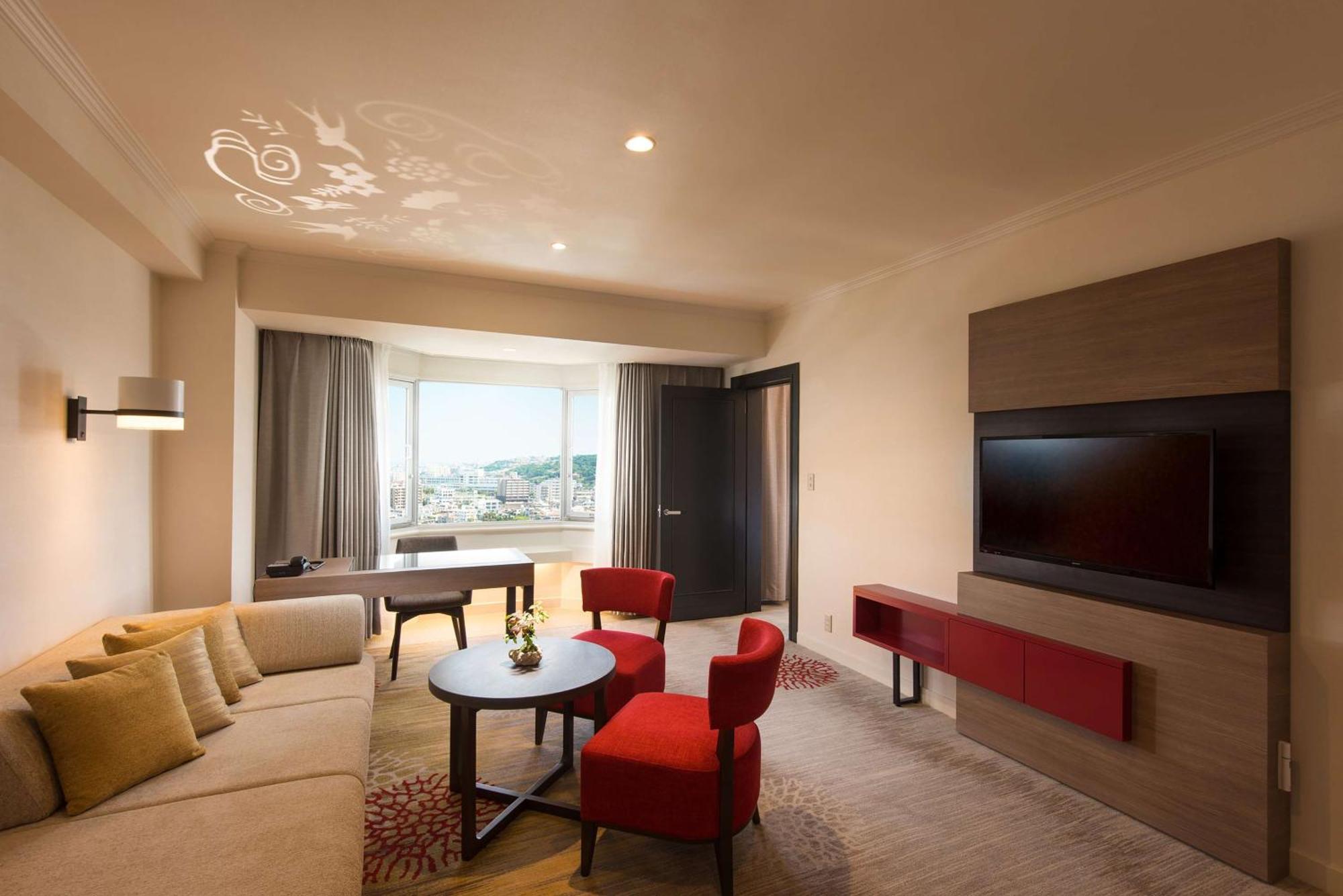 Doubletree By Hilton Naha Shuri Castle Ngoại thất bức ảnh