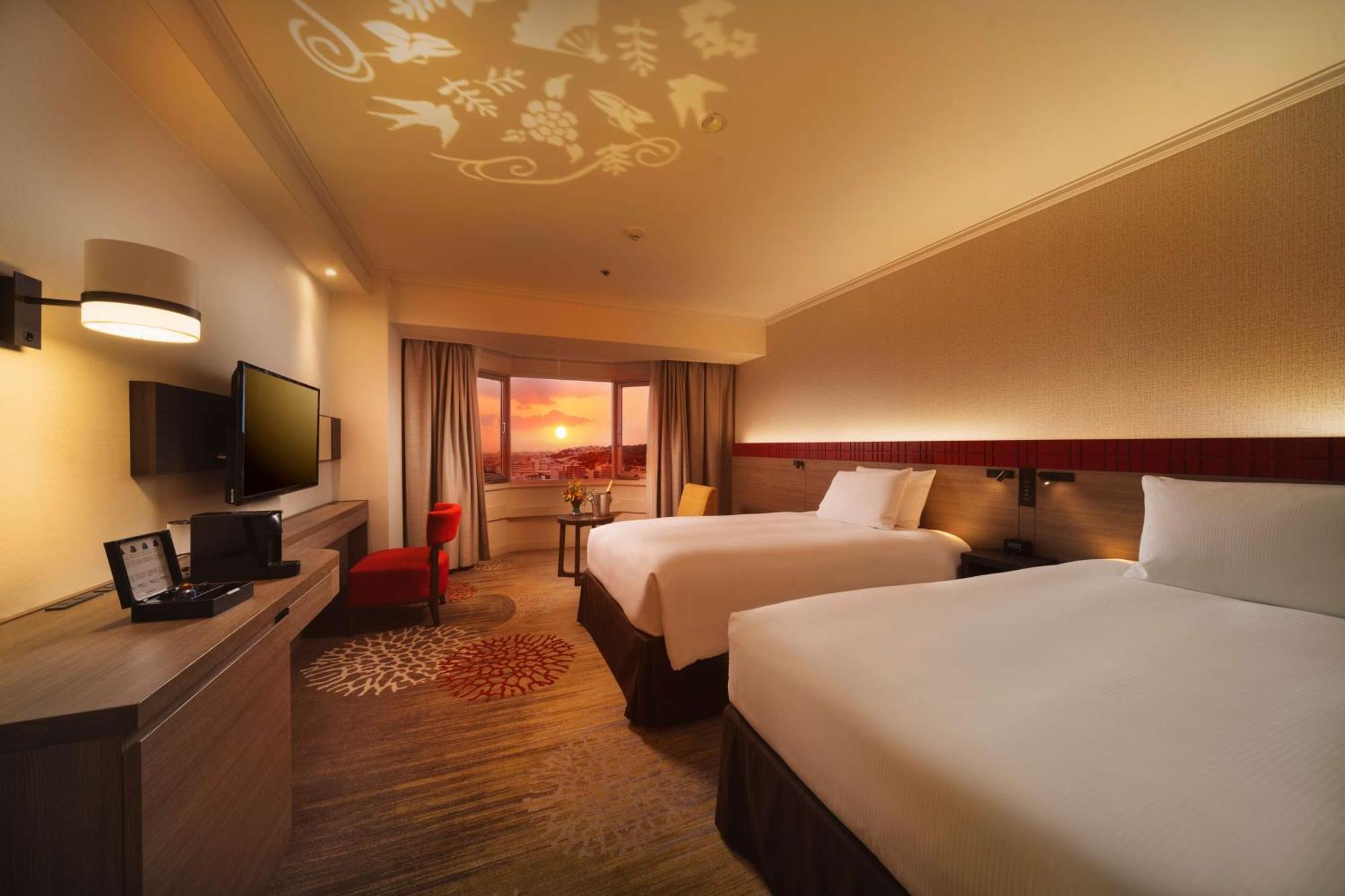 Doubletree By Hilton Naha Shuri Castle Ngoại thất bức ảnh