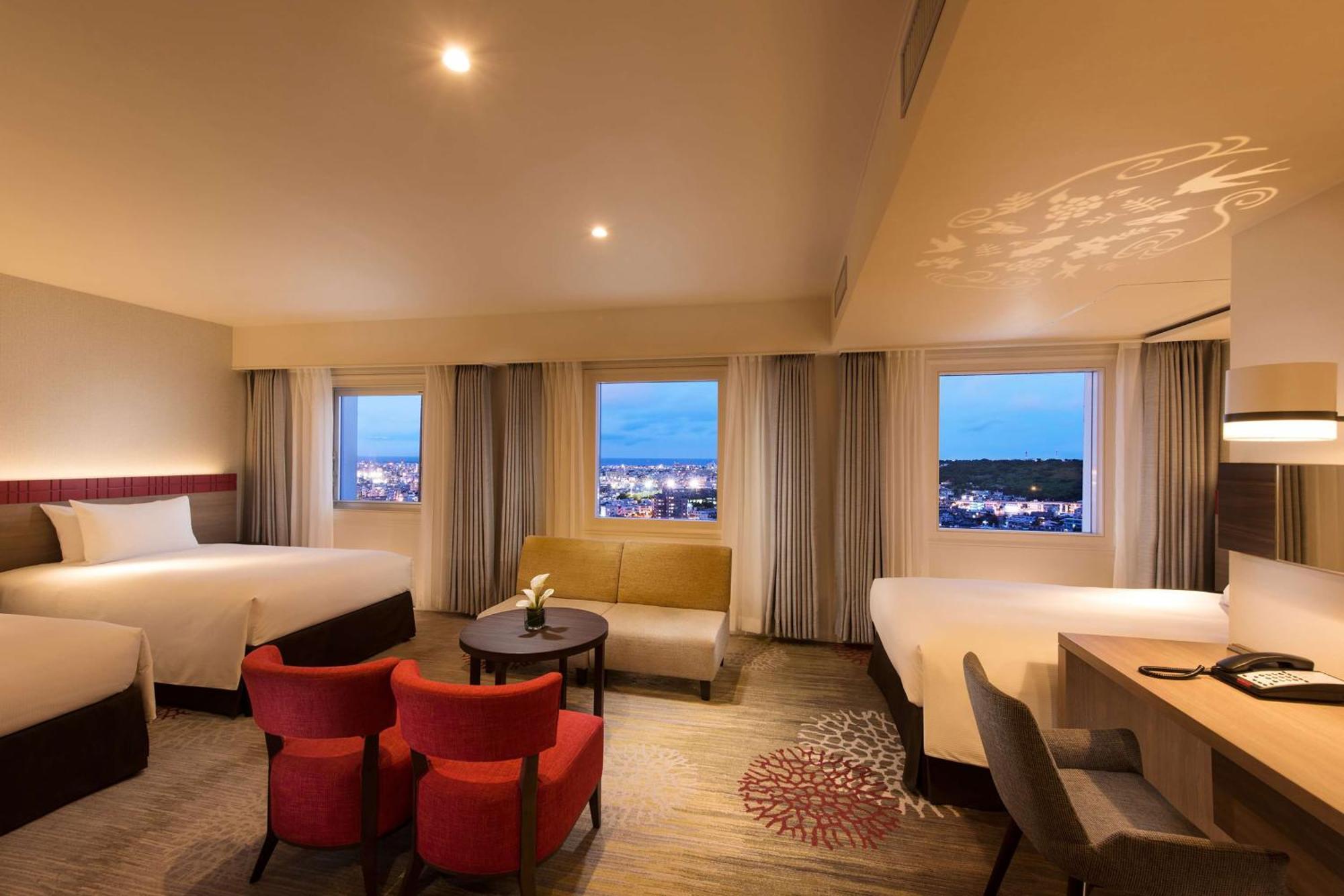 Doubletree By Hilton Naha Shuri Castle Ngoại thất bức ảnh