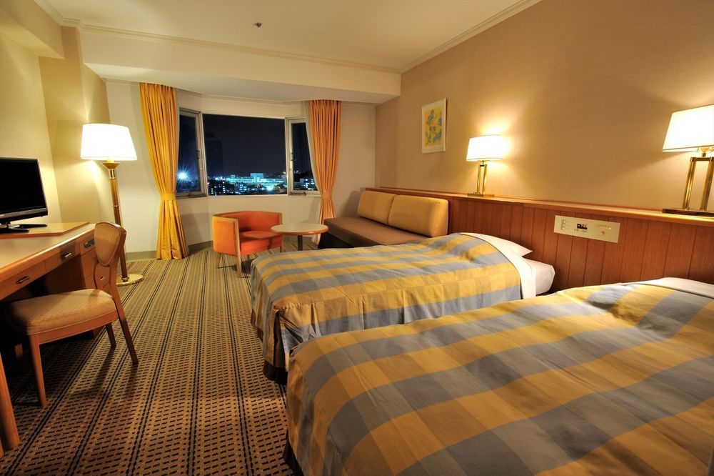 Doubletree By Hilton Naha Shuri Castle Ngoại thất bức ảnh